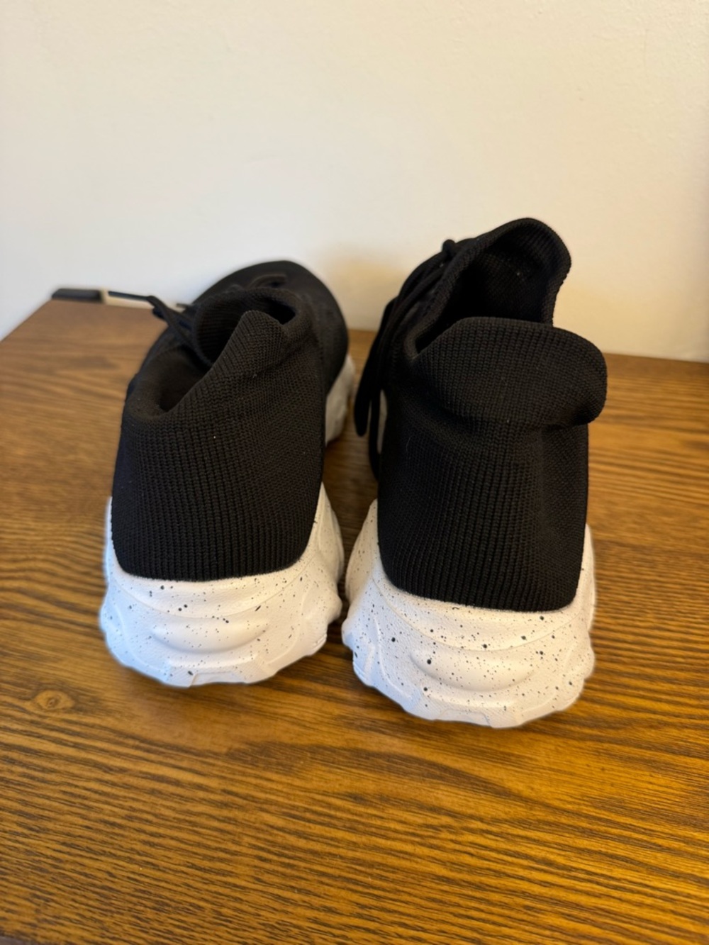 Nurse Babes Ortho Pro 2.0 Black Speckled Knit Walking Sneakers - Sz 7 - Picture 3 of 9